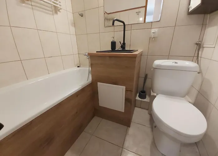 Pansiyon 2051 Zwyciestwa 23 - Tanie - Samodzielne Zameldowanie - Self Check In *