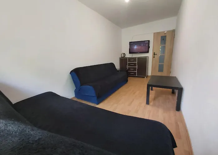 2051 Zwyciestwa 23 - Tanie - Samodzielne Zameldowanie - Self Check In Проживание в семье *