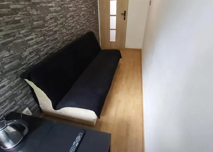 2051 Zwyciestwa 23 - Tanie - Samodzielne Zameldowanie - Self Check In Проживание в семье Познань