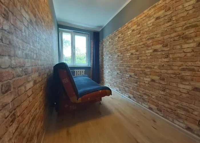 Проживание в семье 2051 Zwyciestwa 23 - Tanie - Samodzielne Zameldowanie - Self Check In *